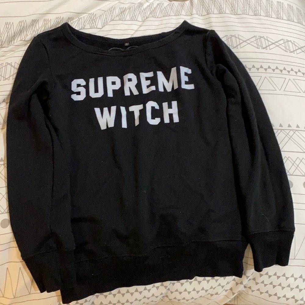 LAST CALL Nikki Lipstick supreme witch long sleeve